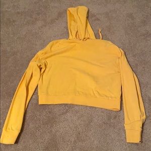 Yellow hooded crop top long sleeve